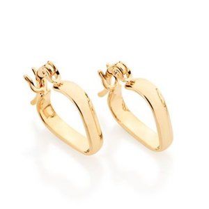 Hoop-shaped gold plated earring